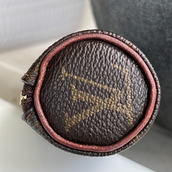 Louis Vuitton bag - Picture 6 of 11